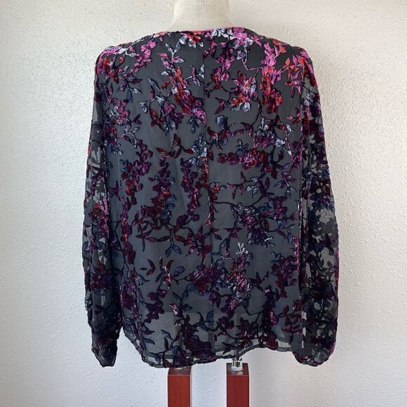 Loft Long Sleeve Blouse Top Size Petite L EUC - Picture 6 of 8